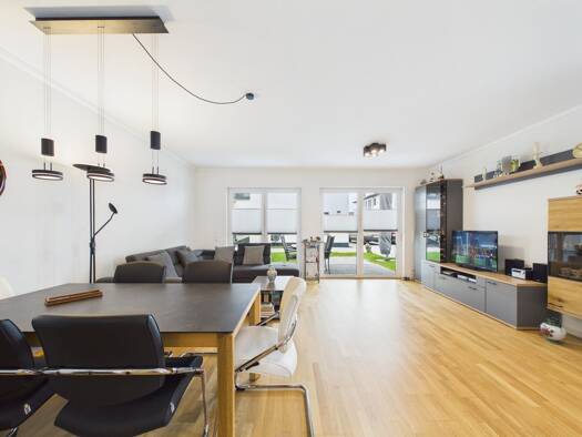 Wohnung zum Kauf 297.000 € 2 Zimmer 69,6 m² Usingen Usingen 61250