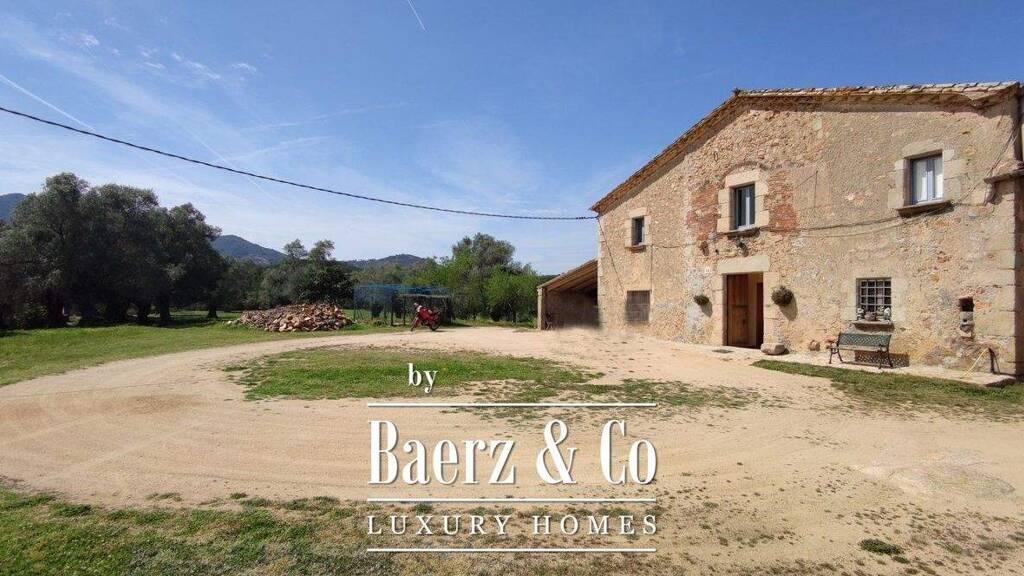 Haus zum Kauf 1.550.000 € 800 m² 600.000 m² Grundstück santa cristina d´aro 17252