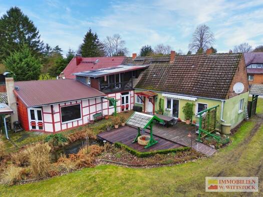 Doppelhaushälfte zum Kauf 135.000 € 3 Zimmer 81 m² 2.215 m² Grundstück Laaske Putlitz / Laaske 16949