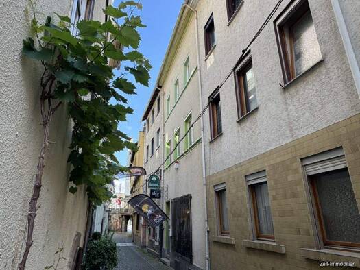 Mehrfamilienhaus zum Kauf 230.000 € 7 Zimmer 150 m² 160 m² Grundstück Kaub 56349