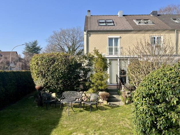 Reihenendhaus zum Kauf 339.000 € 4 Zimmer 83,3 m² 273 m² Grundstück Garstedt Norderstedt 22848