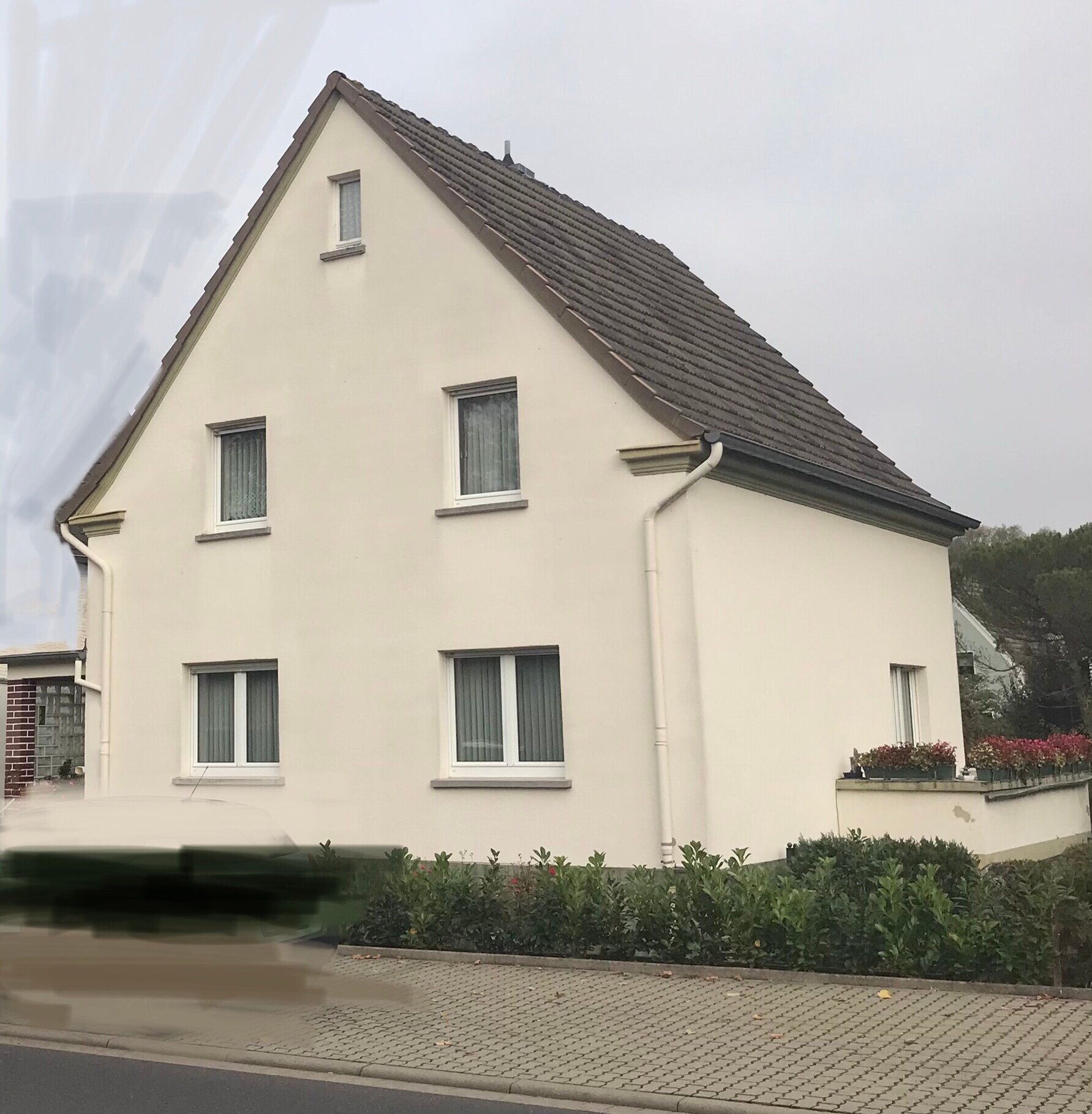 Einfamilienhaus zum Kauf provisionsfrei 360.000 € 5 Zimmer 120 m²<br/>Wohnfläche 580 m²<br/>Grundstück ab sofort<br/>Verfügbarkeit Innenstadt Neuwied 56564