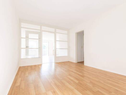 Wohnung zur Miete 400 € 2 Zimmer 74,4 m² 4. Geschoss frei ab 01.06.2026 Meinersdorfer Straße 32 Morgenleite Chemnitz 09123