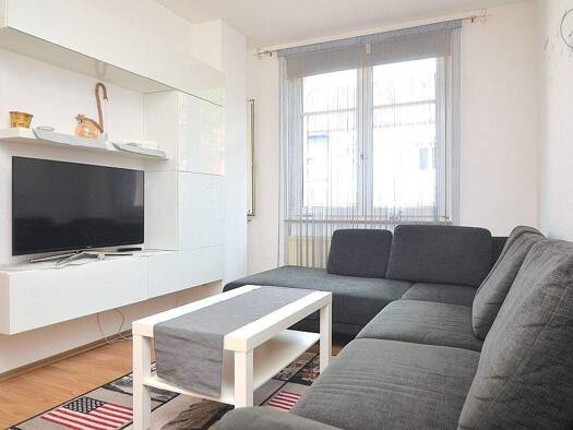 Wohnung zur Miete Wohnen auf Zeit 1.395 € 3 Zimmer 71 m² frei ab sofort Steinbühl Nürnberg 90459