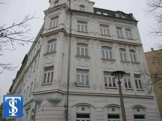 Wohnung zur Miete 300 € 3 Zimmer 81,8 m² Freiheitstr. 49 Stadtmitte Plauen 08523