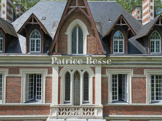 Haus zum Kauf 1.155.000 € 15 Zimmer 523 m² 9.112 m² Grundstück Centre Ville Blois 41000