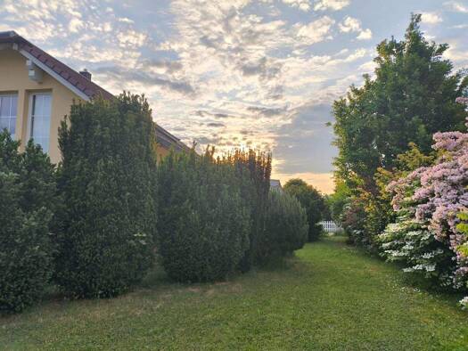 Einfamilienhaus zum Kauf 899.000 € 5 Zimmer 212 m² 780 m² Grundstück Niederhofen Schwaigern / Niederhofen 74193