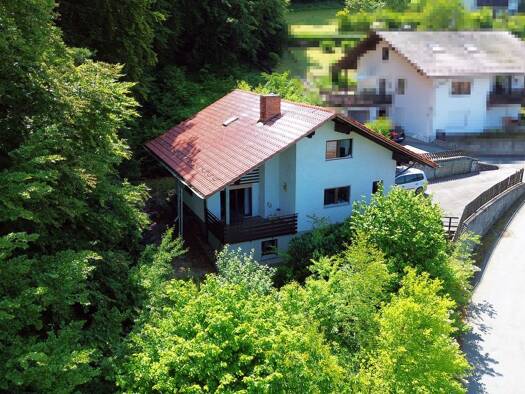 Einfamilienhaus zum Kauf 215.000 € 4 Zimmer 123 m² 928 m² Grundstück Thurmansbang 94169