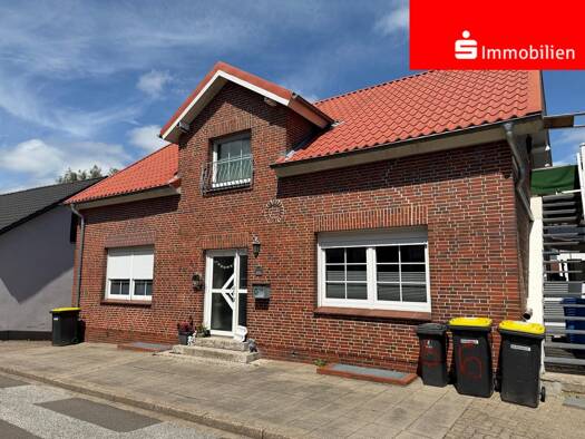 Mehrfamilienhaus zum Kauf 219.000 € 9 Zimmer 263 m² 371 m² Grundstück Burg (Dithmarschen) 25712