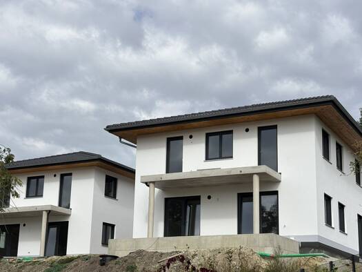 Einfamilienhaus zum Kauf - Erstbezug provisionsfrei 633.000 € 5 Zimmer 176 m² 462 m² Grundstück Pfarrkirchen Pfarrkirchen 84347