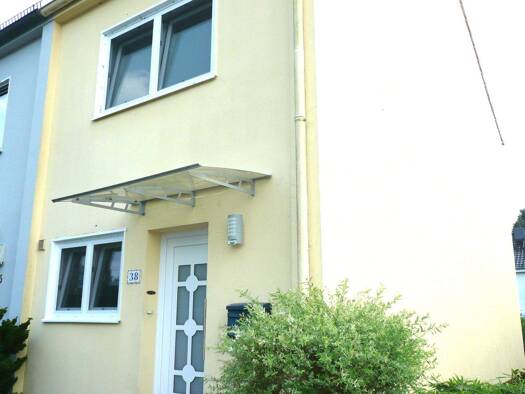 Reihenendhaus zum Kauf 255.000 € 3,5 Zimmer 86 m² 305 m² Grundstück frei ab sofort Elmshorn 25336
