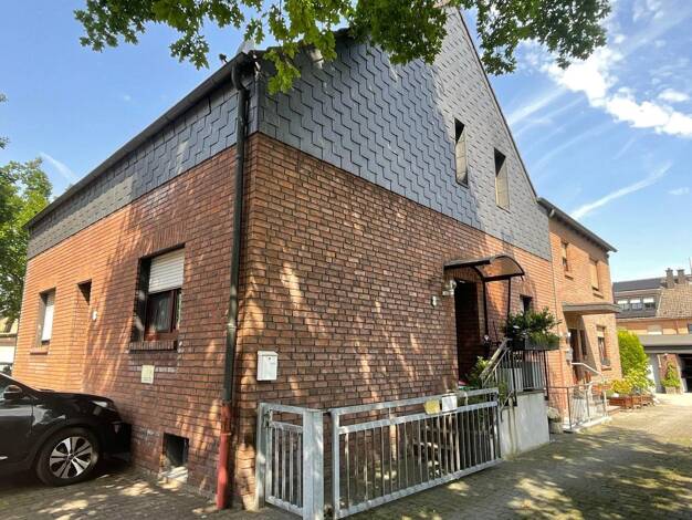 Mehrfamilienhaus zum Kauf 320.000 € 10 Zimmer 203 m² 579 m² Grundstück Röttgersbach Duisburg 47167