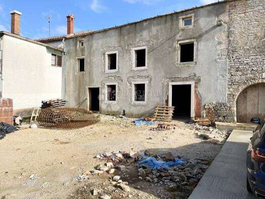 Haus zum Kauf 187.000 € 4 Zimmer 90 m² Buje Buje