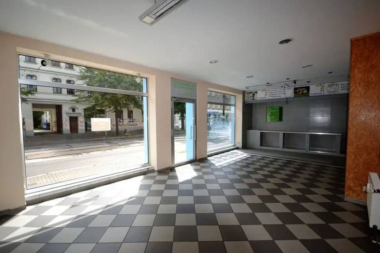 Laden zur Miete provisionsfrei 1.000 € 100 m² Verkaufsfläche Olvenstedterstraße 41 Olvenstedter Platz Magdeburg 39108