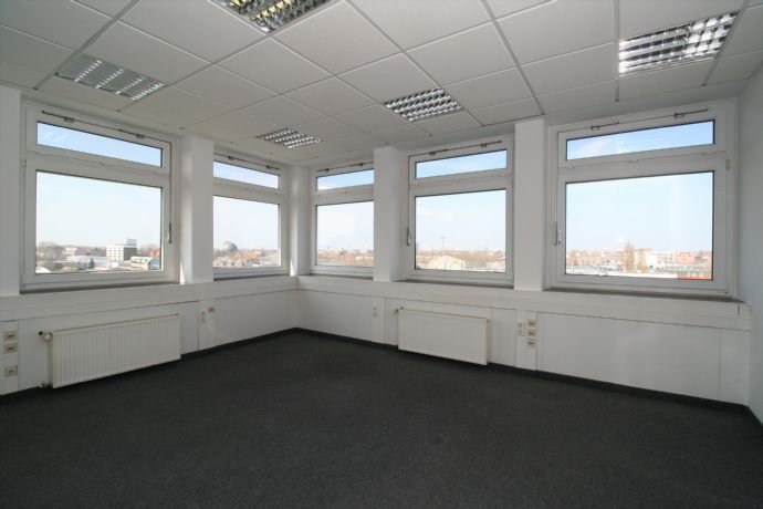 Bürofläche zur Miete 633 m²<br/>Bürofläche von 160 m² bis 600 m²<br/>Teilbarkeit Ehrenfeld Köln 50825