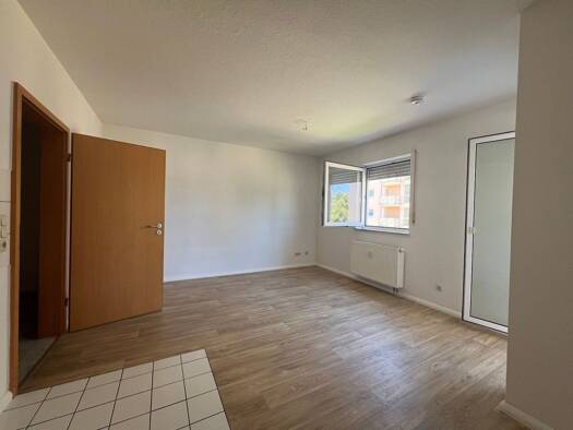 Wohnung zur Miete 190 € 1 Zimmer 30,2 m² 1. Geschoss Bernsdorfer Straße 186 b Bernsdorf Bernsdorf 09126
