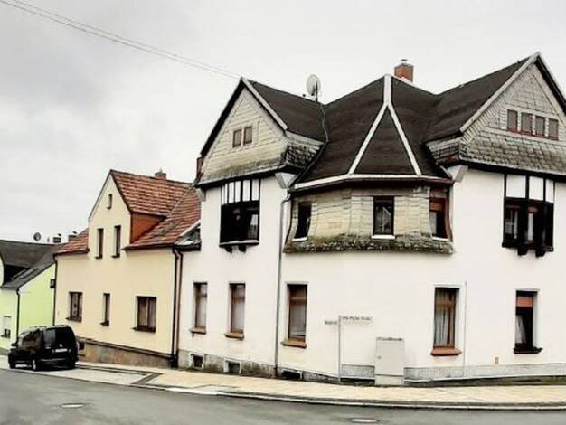Stadthaus zum Kauf provisionsfrei 49.000 € 6 Zimmer 126 m² 223 m² Grundstück Otto-Pfeifer-Straße 20 Rodewisch Rodewisch 08224