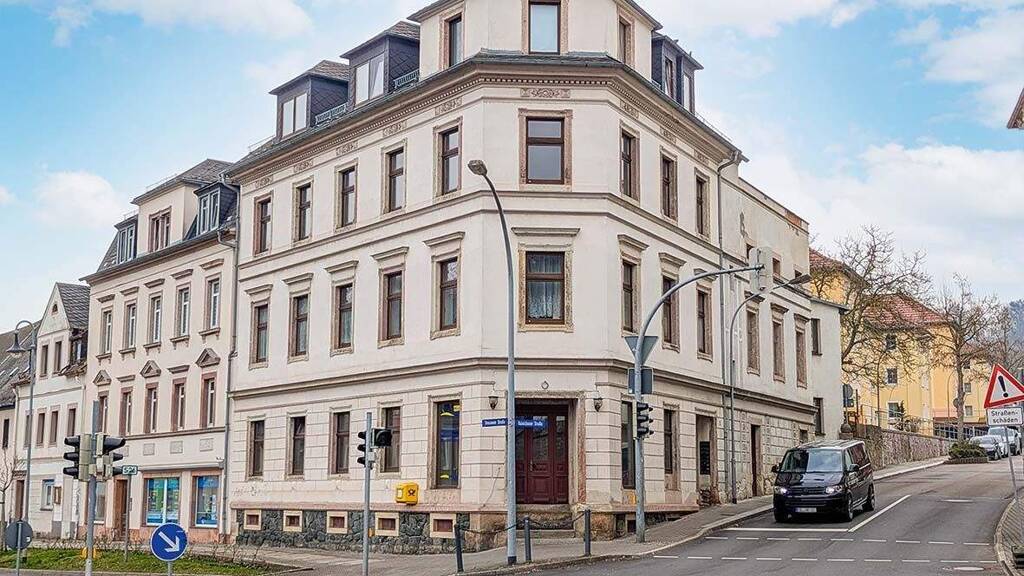 Haus zur Versteigerung 95.000 € 302 m² 230 m² Grundstück Hainichener Straße 1 Waldheim 04736