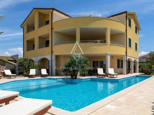 Büro zum Kauf 3.500.000 € Rovinj Rovinj