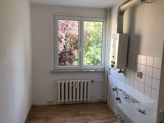 Wohnung zur Miete 265 € 2 Zimmer 47,2 m² 1. Geschoss Kastanienweg 27 Bernburg Bernburg (Saale) 06406