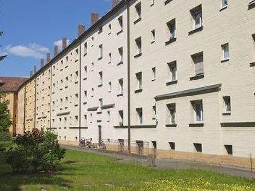 Wohnung zur Miete 592 € 3 Zimmer 77,9 m² 2. Geschoss frei ab 16.03.2026 Schreiberstraße 2 Südstadt Fürth 90763