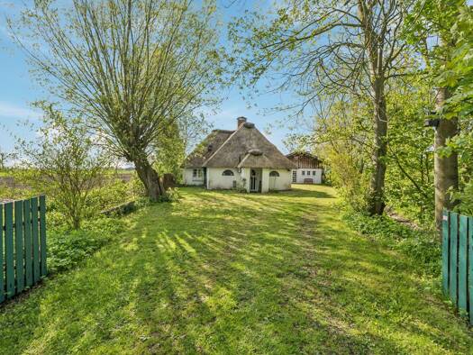 Einfamilienhaus zum Kauf 378 € 5 Zimmer 148,1 m² 1.125 m² Grundstück Groven 25774