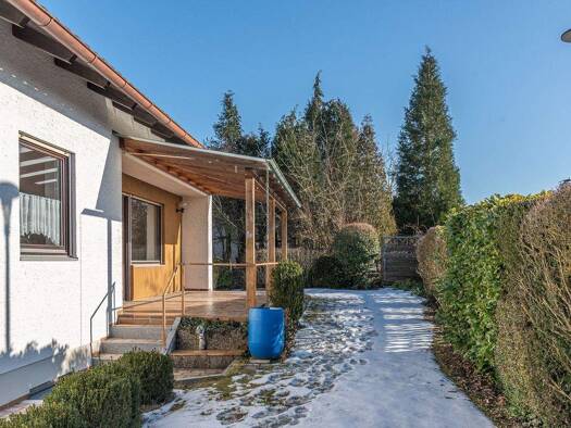 Einfamilienhaus zum Kauf 448.000 € 7 Zimmer 196 m² 600 m² Grundstück Buchenstraße 11 Neufahrn 84088