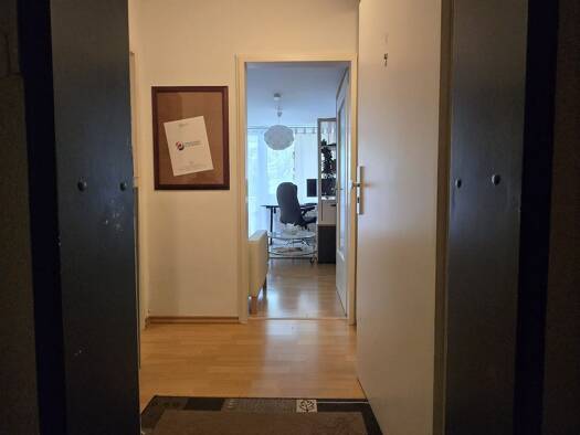 Wohnung zur Miete 1.100 € 1,5 Zimmer 35 m² Geschoss 1/4 frei ab sofort Taubenstraße 7 Au-Haidhausen München 81541