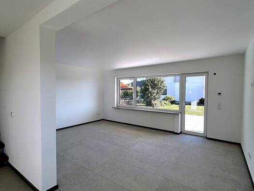 Reihenhaus zur Miete 2.250 € 5 Zimmer 143 m² 297 m² Grundstück frei ab sofort Markdorf Markdorf 88677