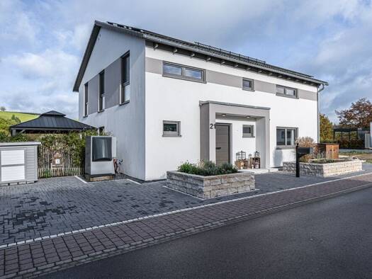 Einfamilienhaus zum Kauf 800.000 € 7 Zimmer 220 m² Biersdorf 54636