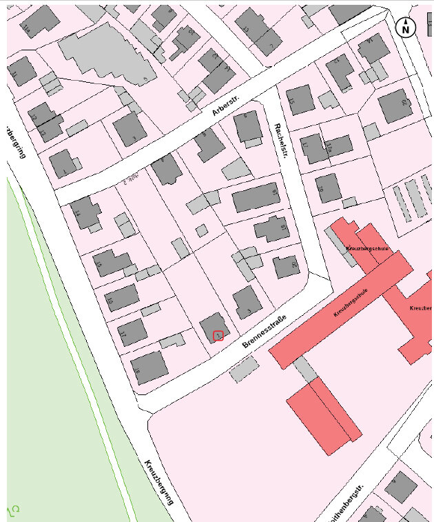 Mehrfamilienhaus zum Kauf 345.000 € 6 Zimmer 164 m²<br/>Wohnfläche 725 m²<br/>Grundstück Kernstadt Schwandorf Schwandorf 92421