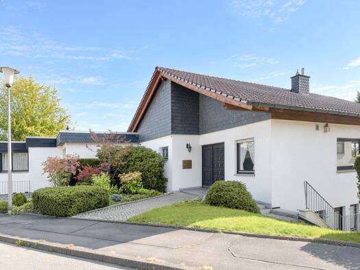 Einfamilienhaus zum Kauf 495.000 € 5 Zimmer 182,7 m² 513 m² Grundstück frei ab sofort Harleshausen Kassel 34128