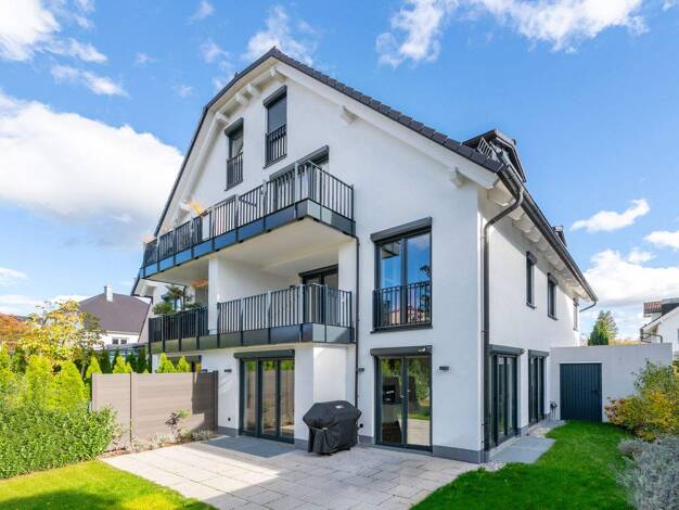 Doppelhaushälfte zur Miete 5.890 € 7 Zimmer 241 m² 283 m² Grundstück Bogenhausen München 81929