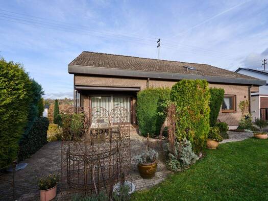 Einfamilienhaus zum Kauf 719.000 € 5,5 Zimmer 153 m² 666 m² Grundstück Dettenhausen 72135