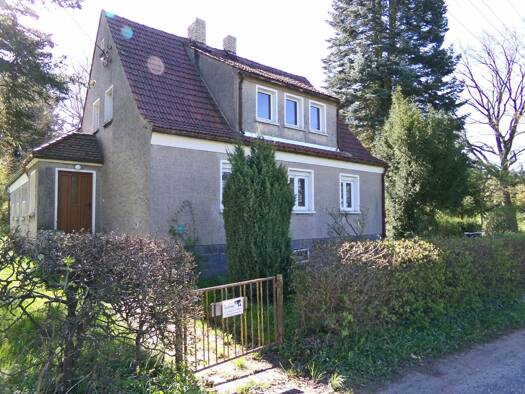 Einfamilienhaus zum Kauf 118.000 € 5 Zimmer 110 m² 3.987 m² Grundstück Hauswalde Bretnig-Hauswalde 01900