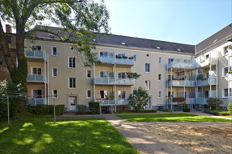 Wohnung zur Miete 280 € 1,5 Zimmer 31,7 m²<br/>Wohnfläche 2.<br/>Geschoss 03.11.2024<br/>Verfügbarkeit Trothaer Str. 77a Ortslage Trotha Halle (Saale) 06118