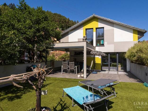 Mehrfamilienhaus zum Kauf 597.000 € 5,5 Zimmer 271 m² 340 m² Grundstück Lauterbach 78730