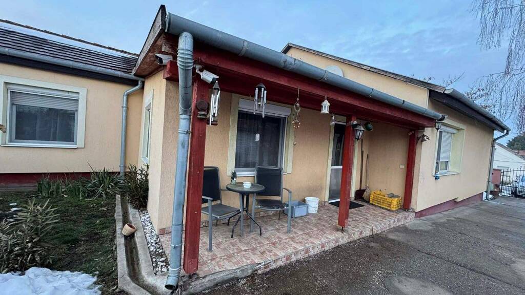 Einfamilienhaus zum Kauf 170.800 € 4 Zimmer 100 m² 1.700 m² Grundstück Enying-Balatonbozsok 8131