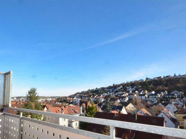 Mehrfamilienhaus zum Kauf 785.000 € 10 Zimmer 206 m² 272 m² Grundstück frei ab sofort Feuerbach Stuttgart 70469