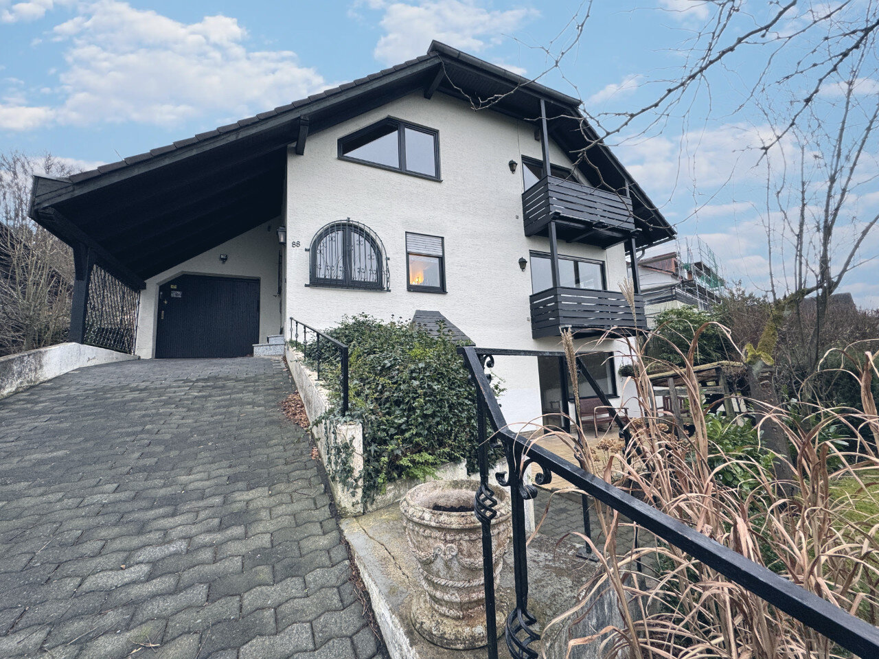 Mehrfamilienhaus zum Kauf 848.000 € 5 Zimmer 180 m²<br/>Wohnfläche 1.124 m²<br/>Grundstück Rheinbreitbach Rheinbreitbach 53619