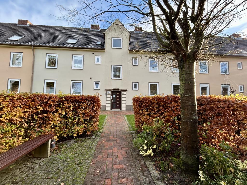 Wohnung zur Miete 399 € 4 Zimmer 59,5 m²<br/>Wohnfläche EG<br/>Geschoss Dirschauer Straße 11 Fedderwardergroden Wilhelmshaven 26388