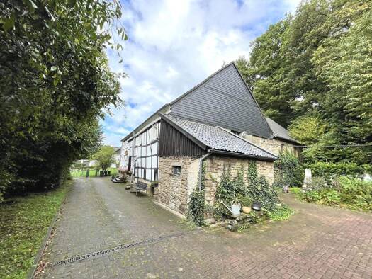 Haus zum Kauf 441.000 € 10 Zimmer 235,7 m² 1.427 m² Grundstück Niedersprockhövel Sprockhövel 45549