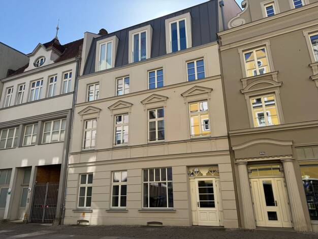 Bürofläche zur Miete 1.630 € 1 Zimmer 81,5 m² Bürofläche Stralsund 18439