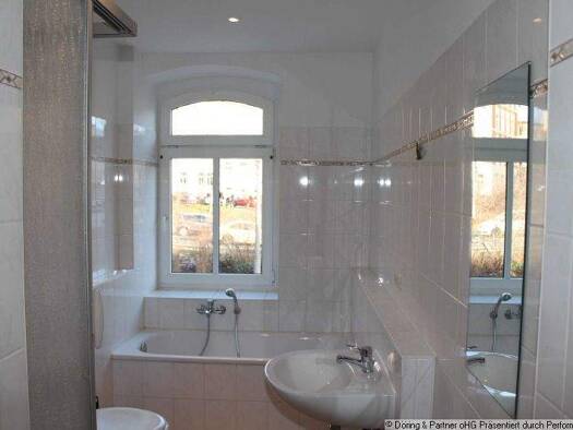 Studio zur Miete 285 € 1 Zimmer 38 m² frei ab 01.05.2026 Zschochernstraße 41 Innenstadt Gera 07545