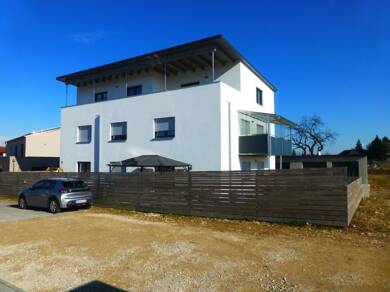 Wohnung zur Miete 1.150 € 3 Zimmer 108 m² Geschoss 2/2 frei ab sofort Wiesenstraße 13, OT Batzhausen Batzhausen Seubersdorf in der Oberpfalz 92358