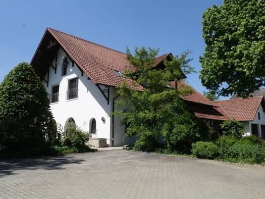 Einfamilienhaus zum Kauf 7 Zimmer 249 m² 9.850 m² Grundstück frei ab 01.04.2026 Gundhöring Feldkirchen 94351