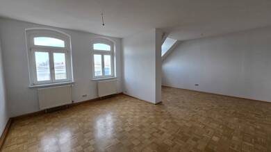 Wohnung zur Miete 319 € 2 Zimmer 63,8 m² Dachgeschoss, 10. Geschoss frei ab sofort Marienberger Straße 22 Altchemnitz 414 Chemnitz 09125
