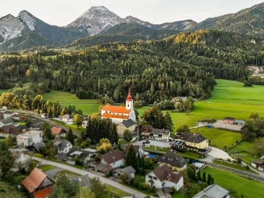 Haus zum Kauf 1.000.000 € 610 m² 4.342 m² Grundstück Finkenstein am Faaker See 9582