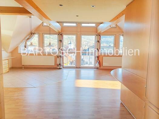 Wohnung zur Miete 910 € 2,5 Zimmer 140 m² 3. Geschoss Ebermannstadt Ebermannstadt 91320