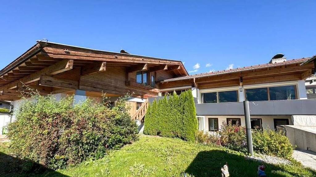 Haus zum Kauf 1.050.000 € 287 m² 1.228 m² Grundstück Saalfelden 5760